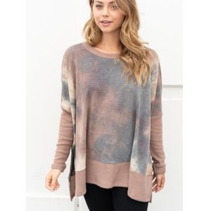 🌿TIE DYE SWEATER🌿